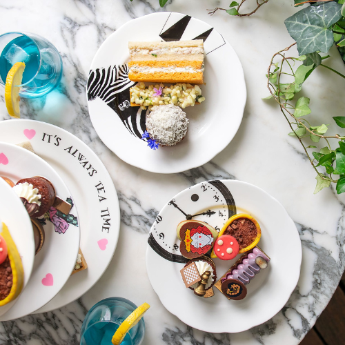 Mad Hatters Aftenoon Tea